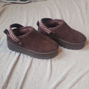 Cozy Brown Platform Shoes